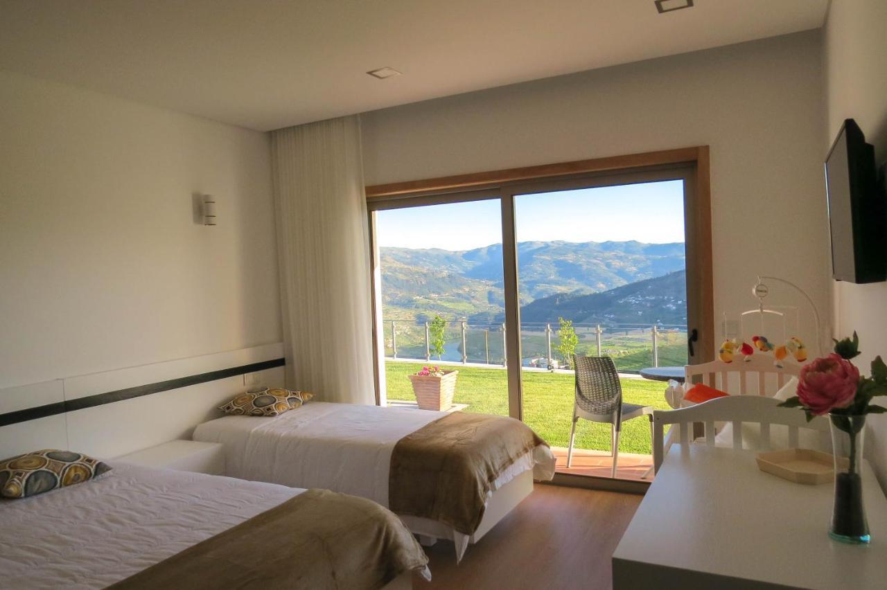 Casa Miradouro Bed & Breakfast Mesao Frio Bagian luar foto